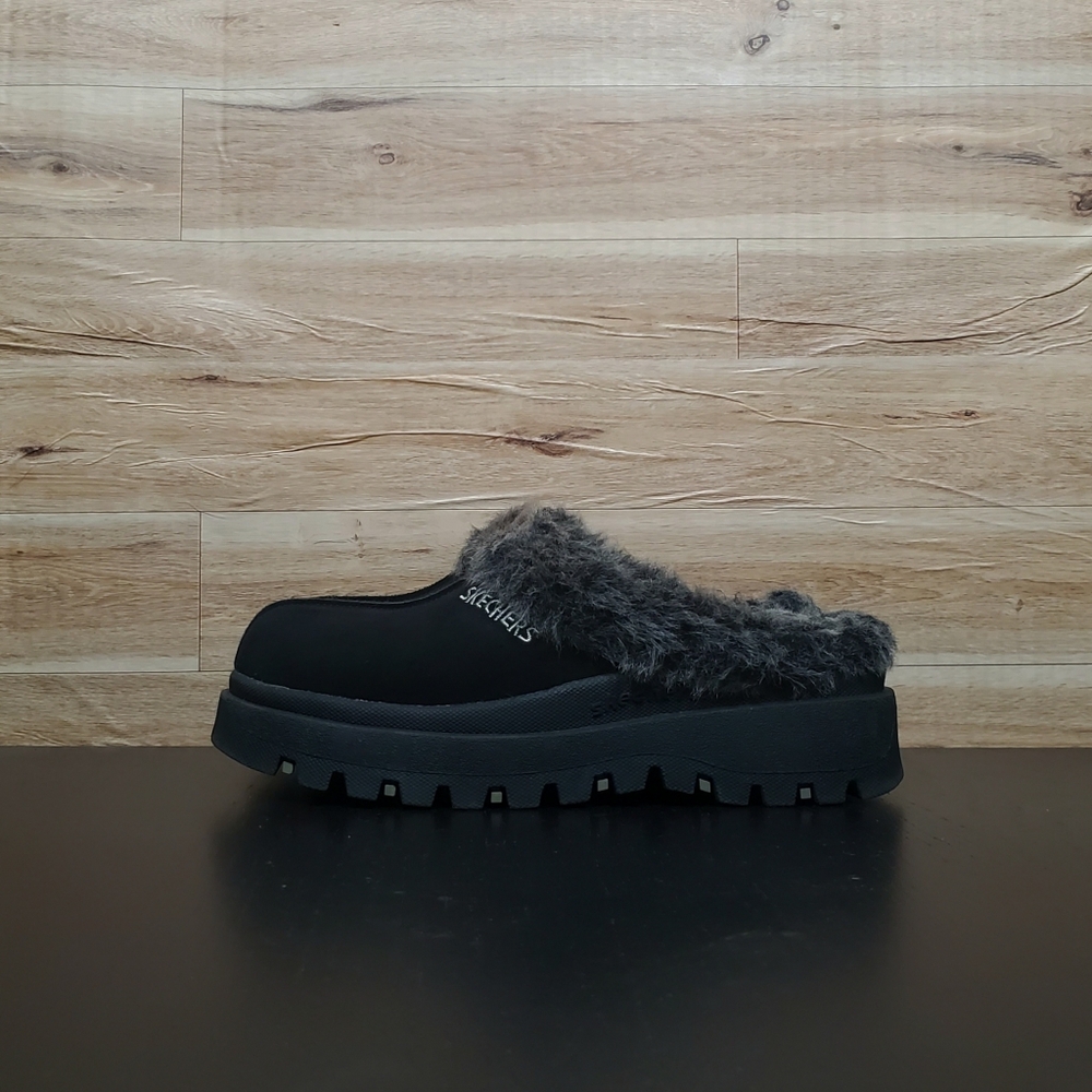 Skechers Fuzzy Chunky Mules Shindigs Fortress Slide Clogs Shoes Women's Size 6